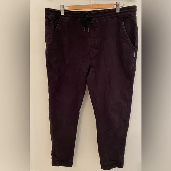 ‘Silver Jeans Co.’ Men’s Black Joggers - Picture 4 of 4